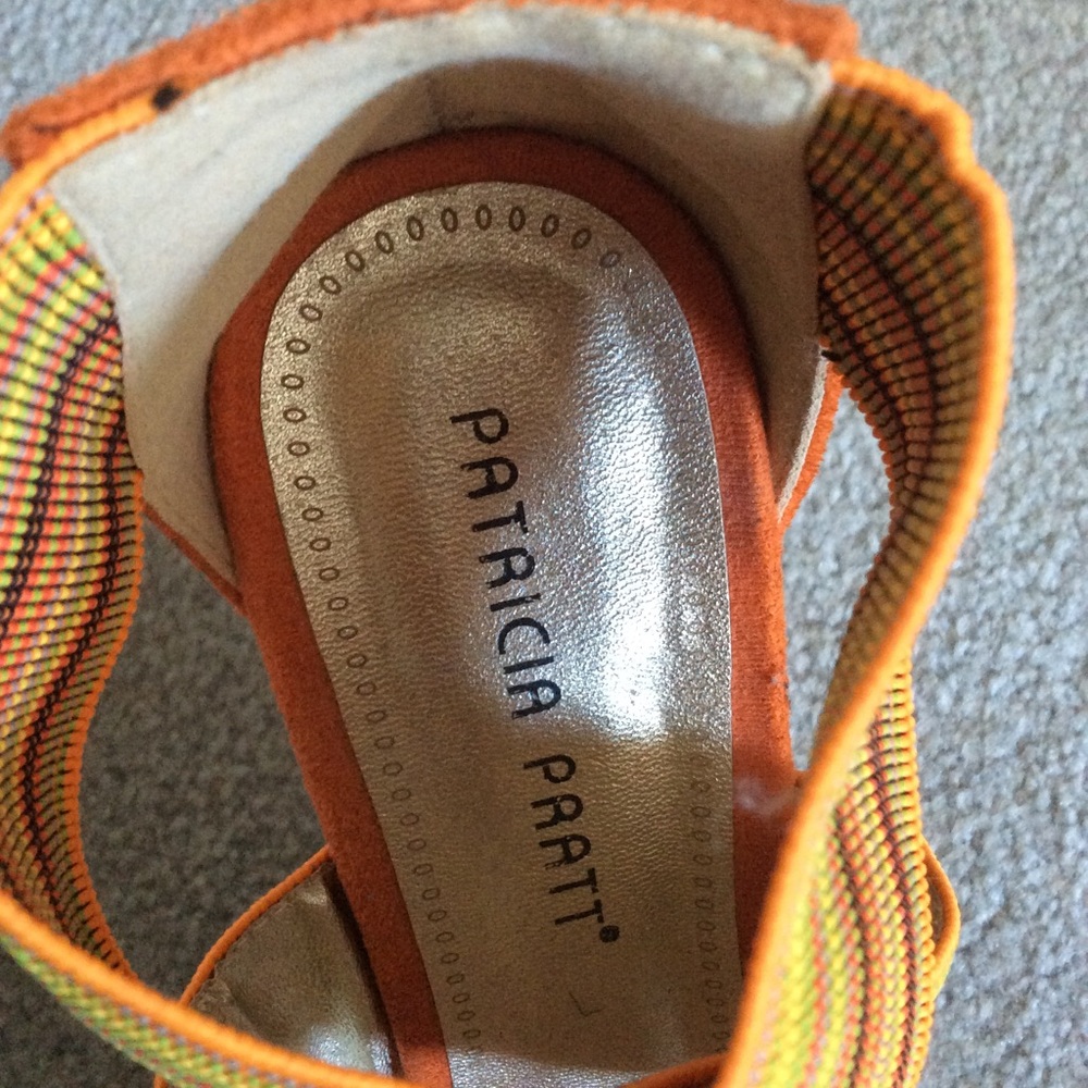 Fun High Heels! - Picture 2 of 4